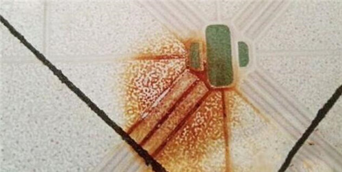 地板瓷砖上有锈怎么办  瓷砖上的铁锈渍怎么去除