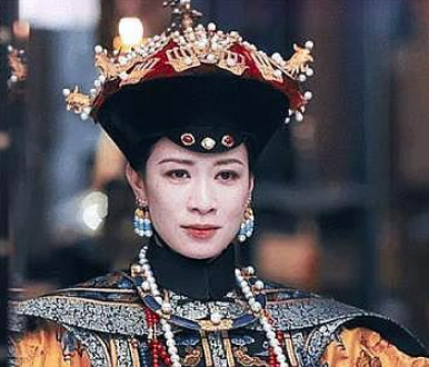 清朝唯一的姐妹花皇后，各自辅佐一位皇帝流传千古
